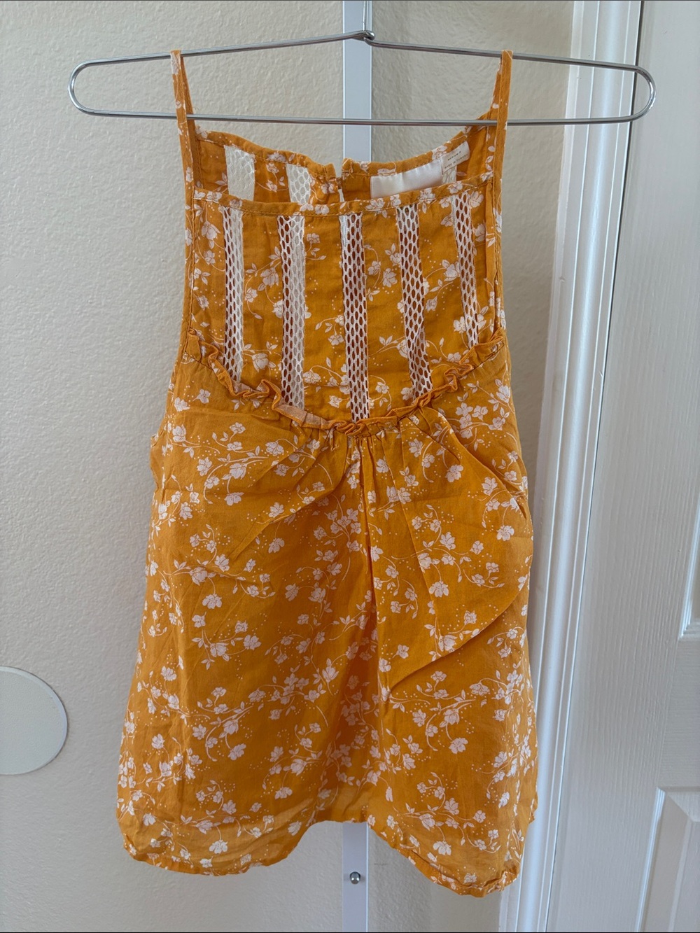 Maeve By Anthropologie Martell Halter Top in Yellow Motif - Size MP - Picture 5 of 7